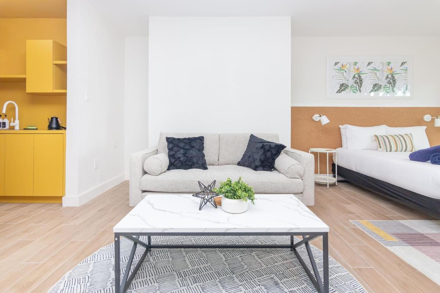 Large Stylish Studio Apartment In El Portal #3 Miami Zewnętrze zdjęcie